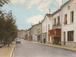 Carte postale ancienne de la ville de Molières 82