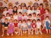 Classe de Mme Khial avec Mme Serrano, 1986 Photo d'écoliers