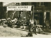 Photo d'un stand de matériel agricole