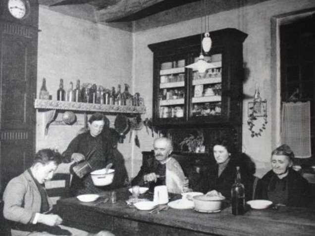 Photos de l'intérieur d'un logis de fermes