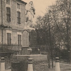 Carte postale ancienne de la ville de Molières 82