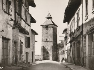 Carte postale de la tout de l'orloge 