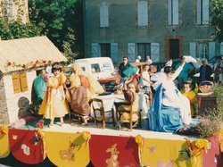 Fête des chars de Molières