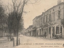 Carte postale ancienne de la ville de Molières 82