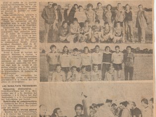 Photo de journal sur les équipes du F.C Molières