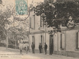 Carte postale de la gendarmerie de Molières